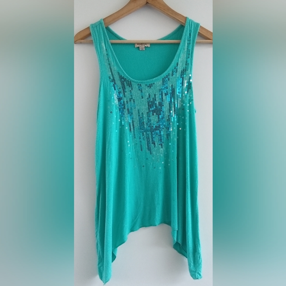 ​One World Teal Sequin Scoop Neck Sharkbite Hem Tank Top, Size Small